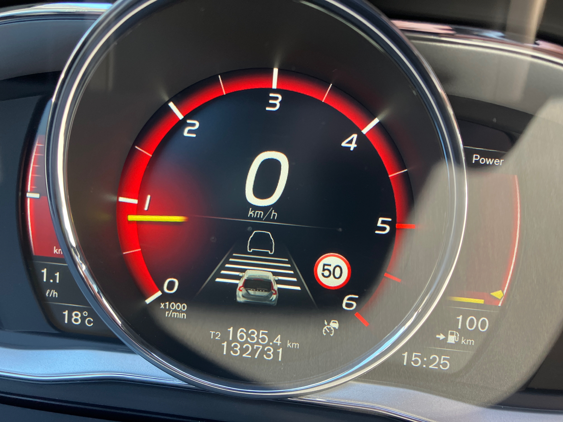 Sort Volvo V60 fra 2017