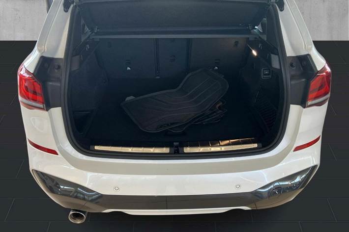 Hvid BMW X1 fra 2021