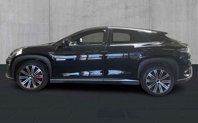 BYD Sealion 7