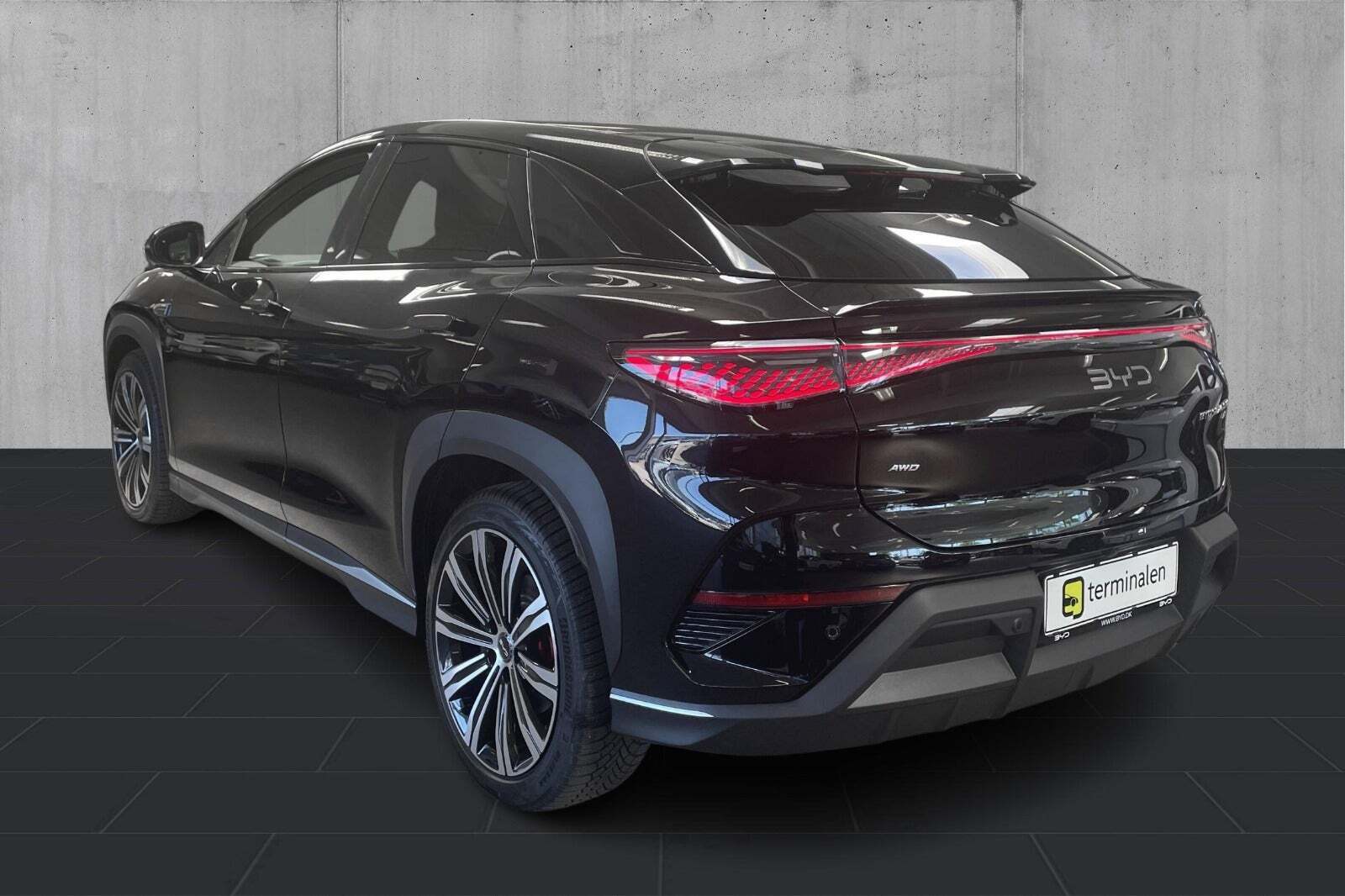 BYD Sealion 7