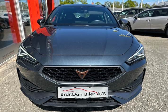 Grå Cupra Leon fra 2021