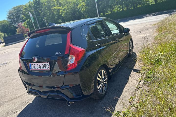 Sort Honda Jazz fra 2016