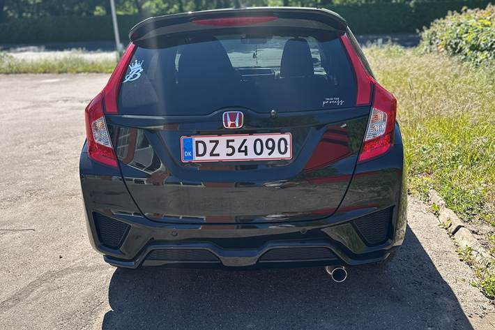 Sort Honda Jazz fra 2016
