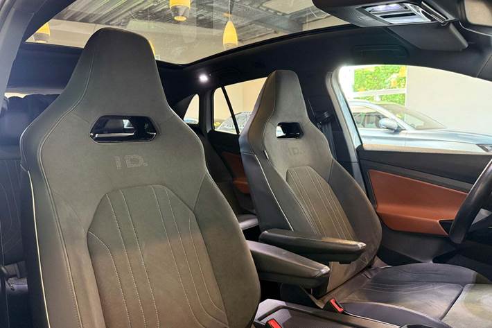 Sølv VW ID.4 fra 2021