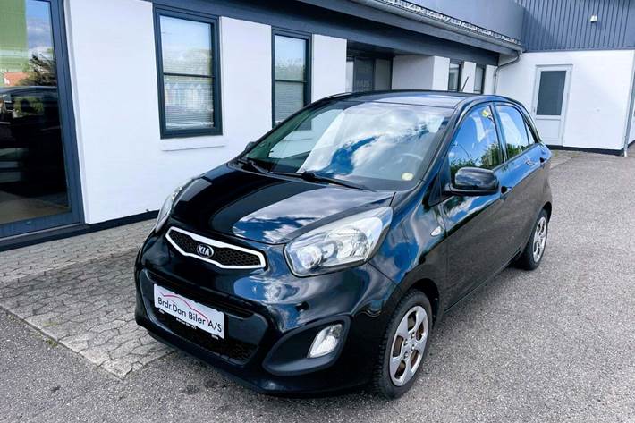 Sort Kia Picanto fra 2013 set udefra