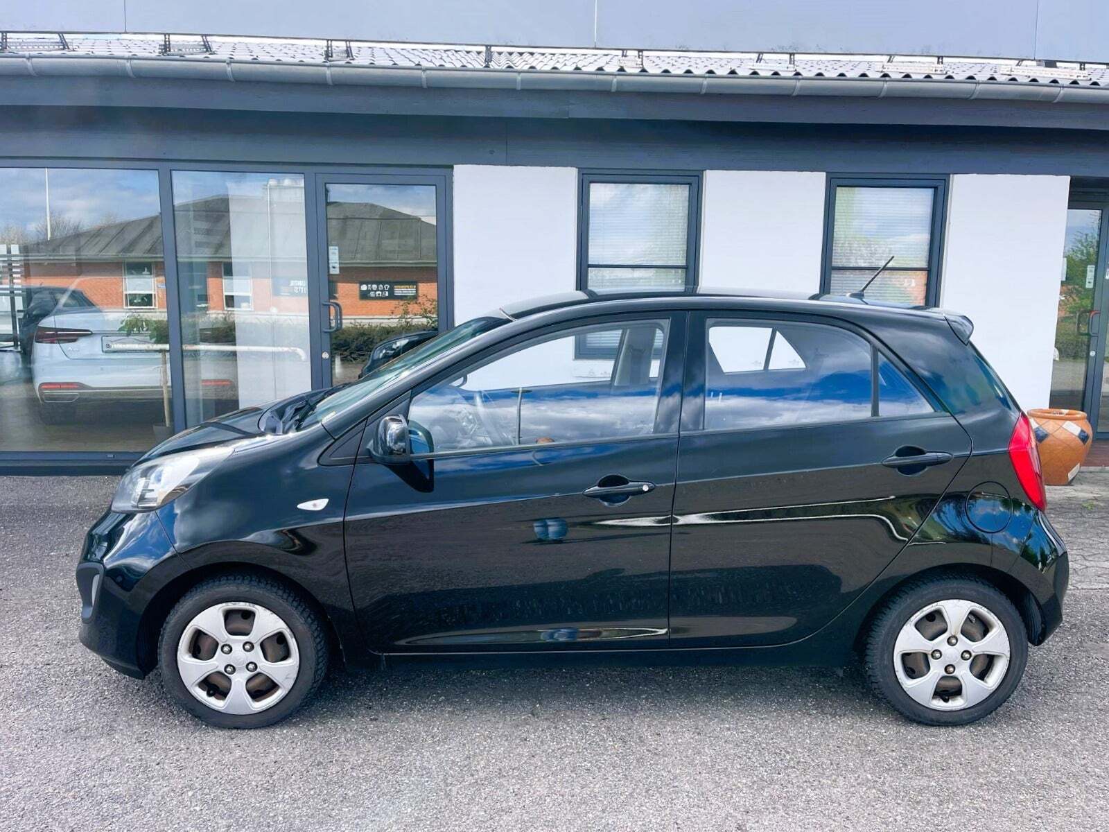 Sort Kia Picanto fra 2013
