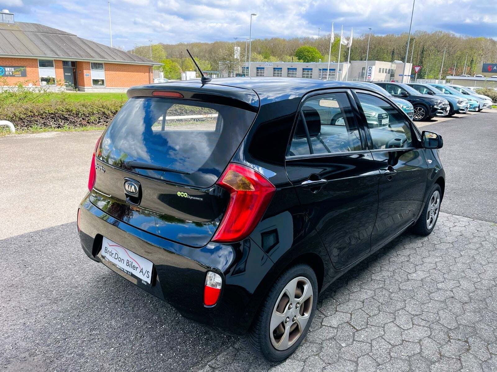 Sort Kia Picanto fra 2013