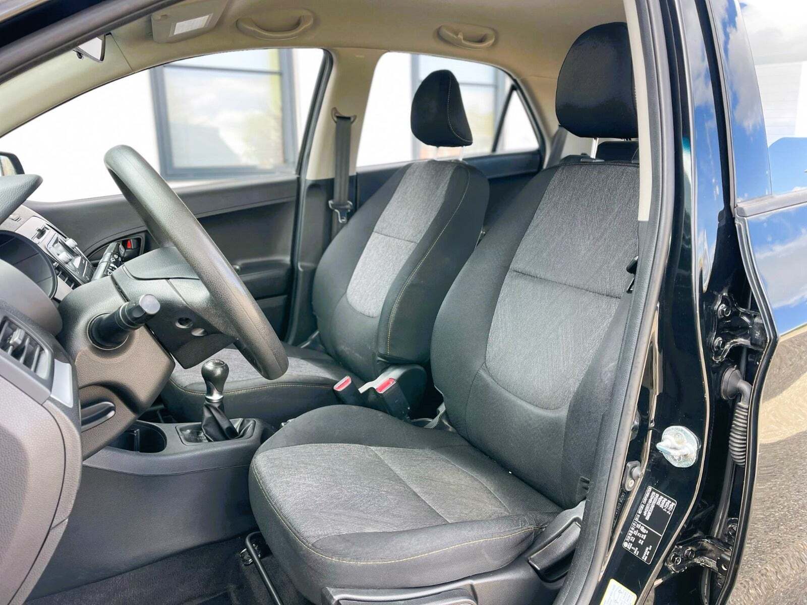 Sort Kia Picanto fra 2013