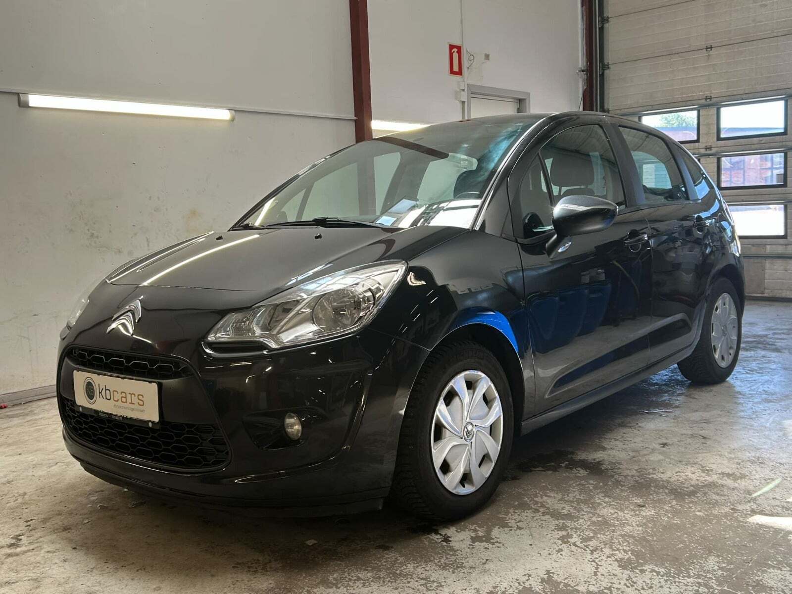 Sort Citroën C3 fra 2010 set udefra