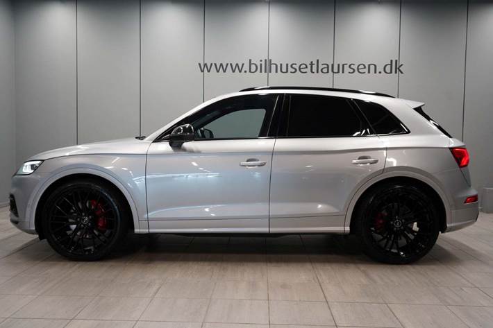 Sølv Audi SQ5 fra 2018