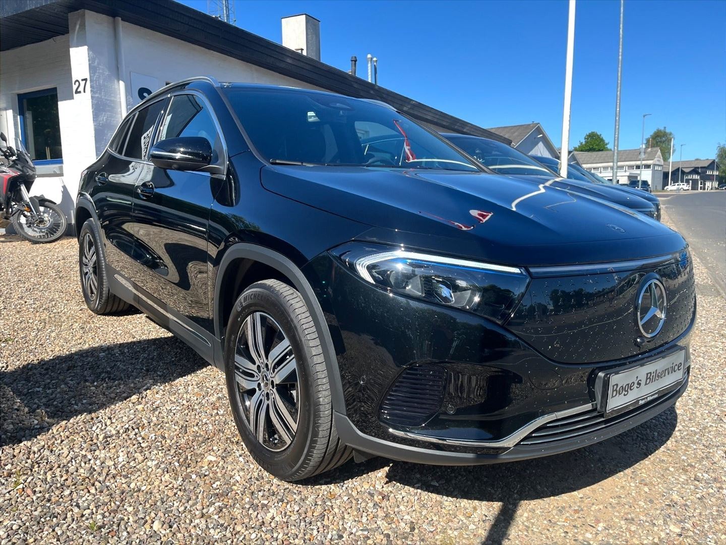 Sort Mercedes EQA 250 fra 2024