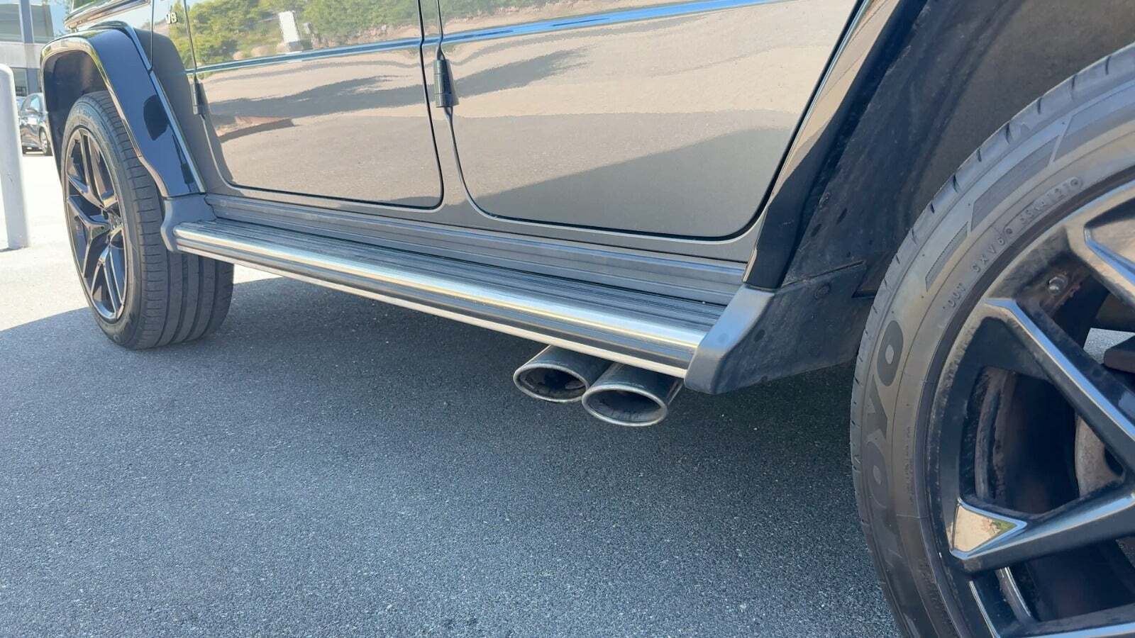 Grå Mercedes G500 fra 2018