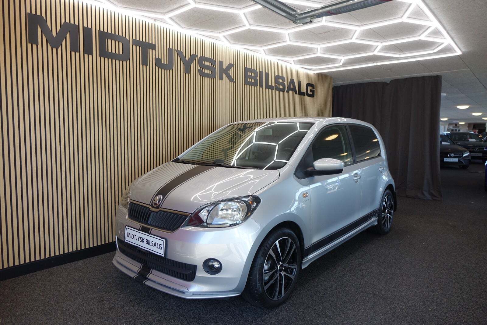 Sølv Skoda Citigo fra 2016 set udefra