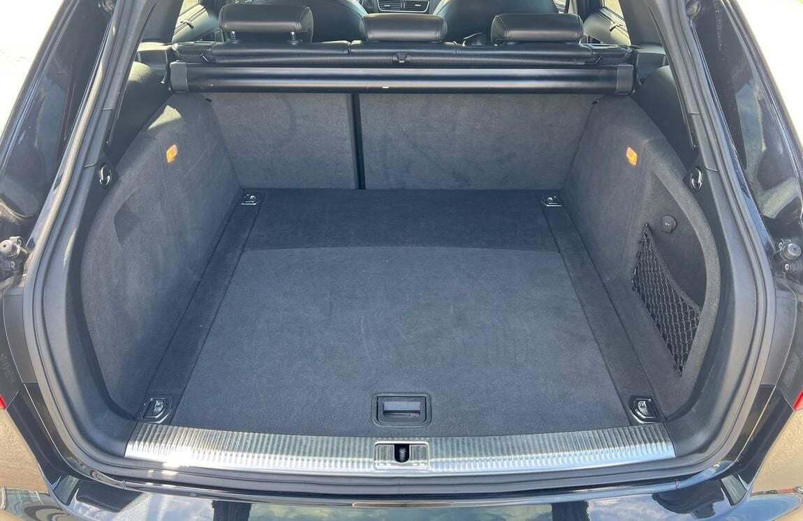 Sort Audi S4 fra 2011