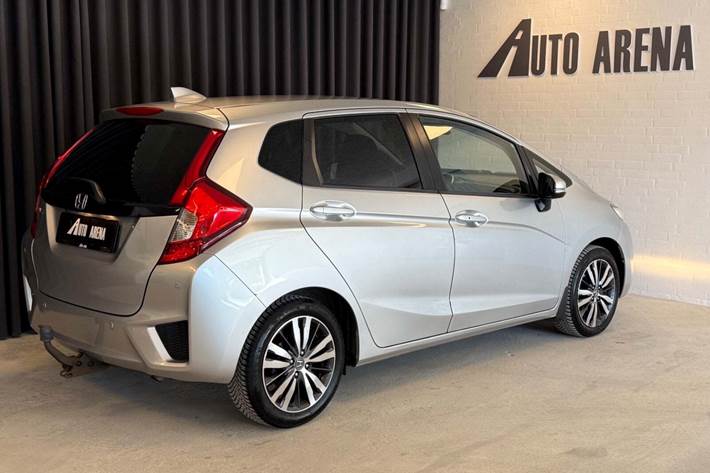 Grå Honda Jazz fra 2017