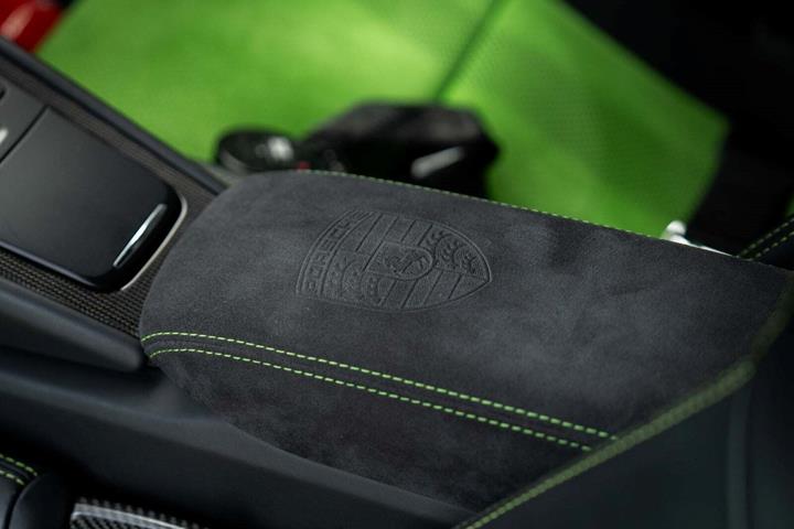 Grøn Porsche 911 GT3 RS fra 2019