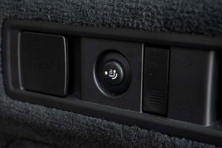 Blå BMW X5 fra 2020