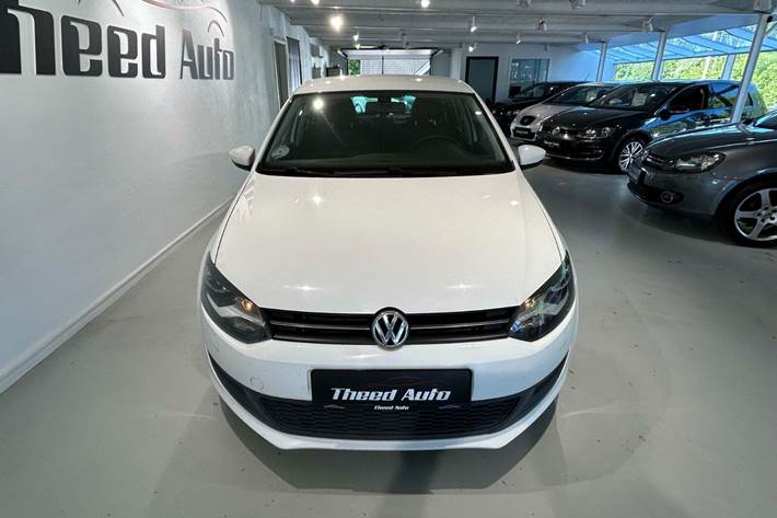 Hvid VW Polo fra 2010