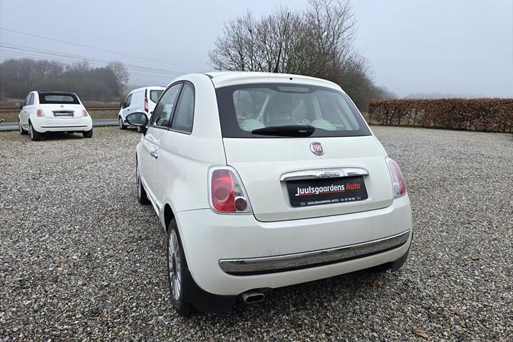Hvid Fiat 500 fra 2008