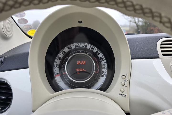 Hvid Fiat 500 fra 2008