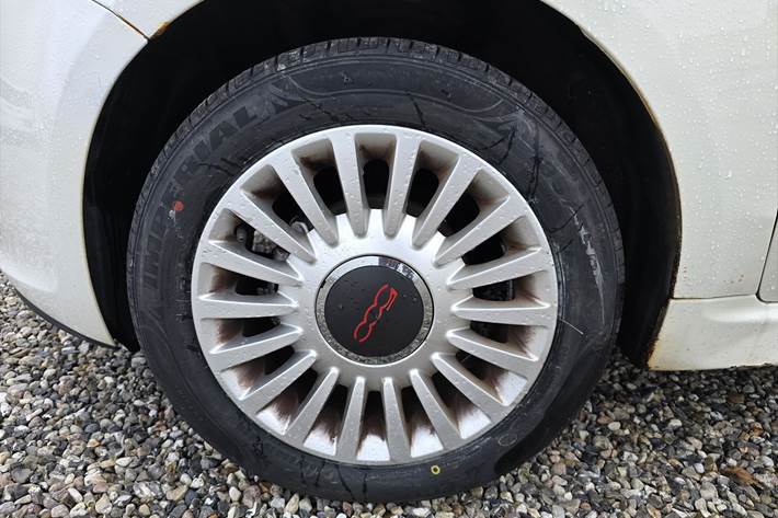Hvid Fiat 500 fra 2008