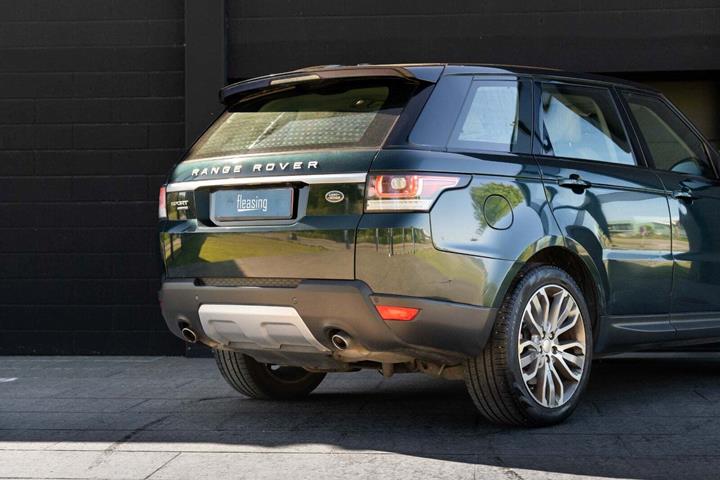 Grøn Land Rover Range Rover sport fra 2014