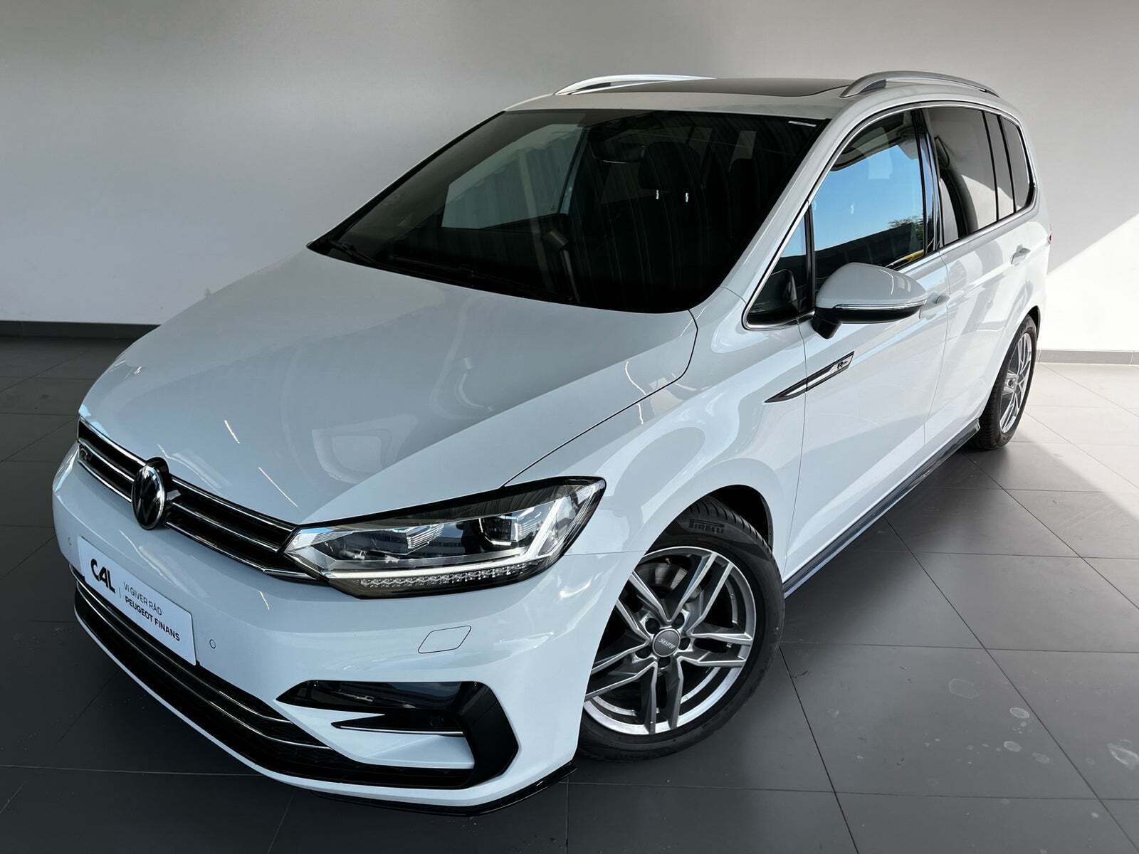VW Touran 1,5 TSi 150 R-line DSG 7prs - 334.900 kr