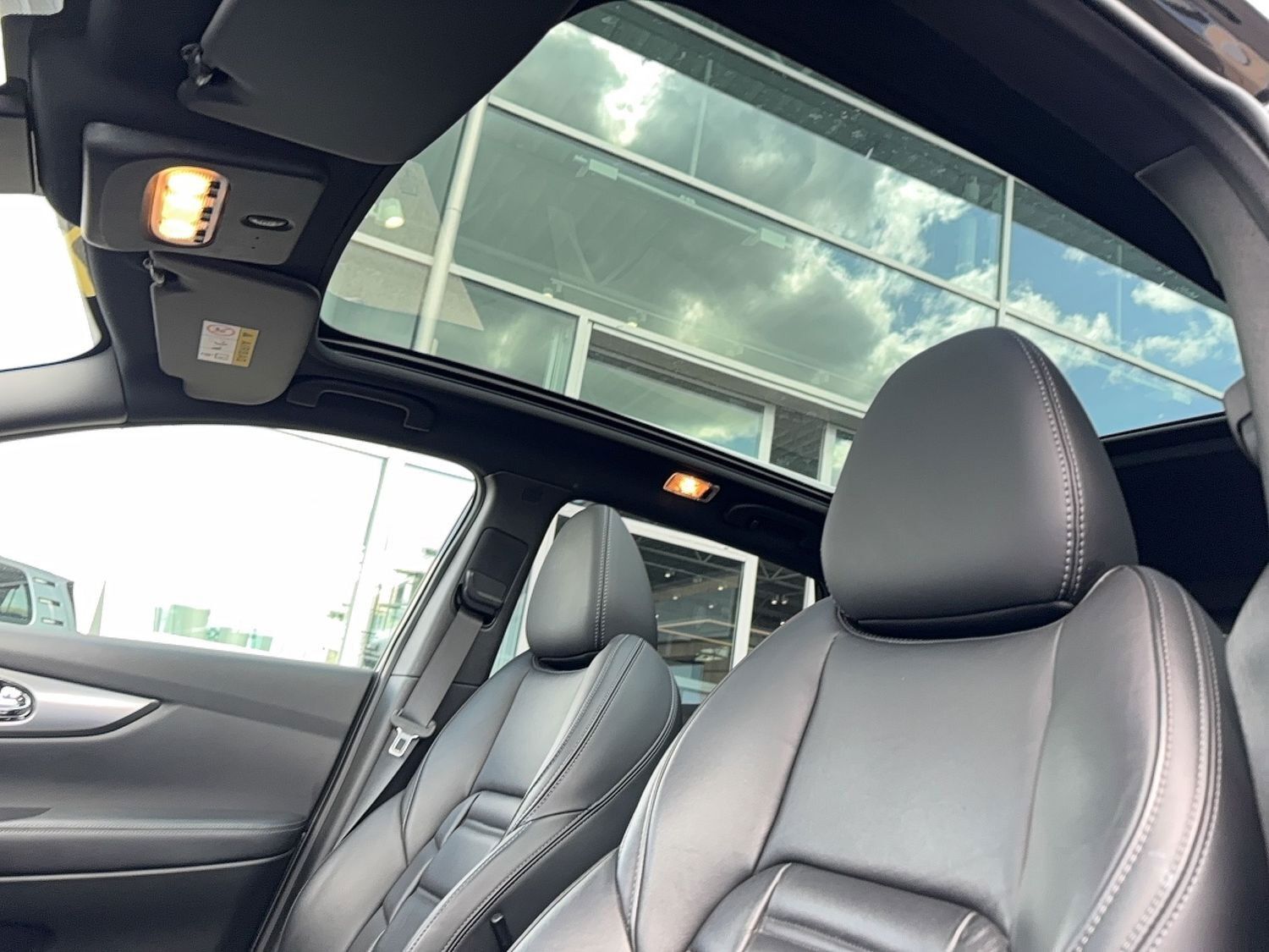 Sort Nissan Qashqai fra 2020