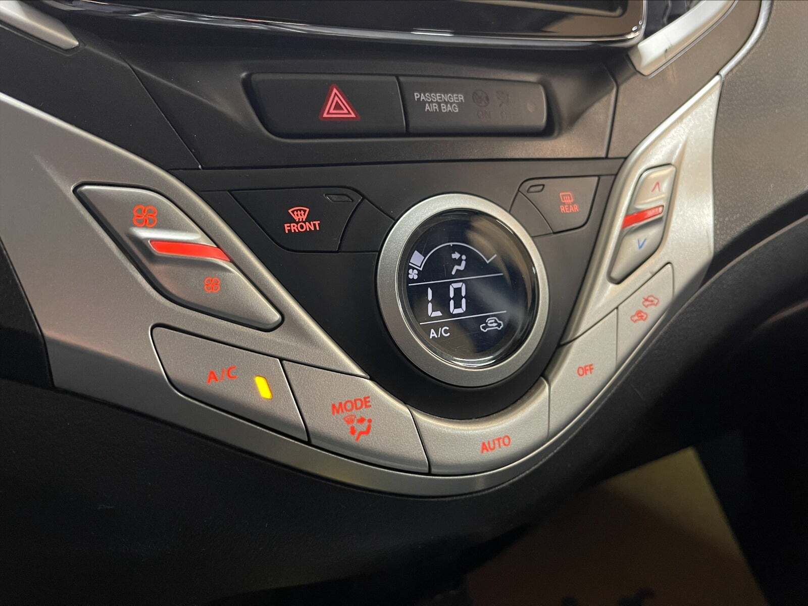 Grå Suzuki Baleno fra 2016