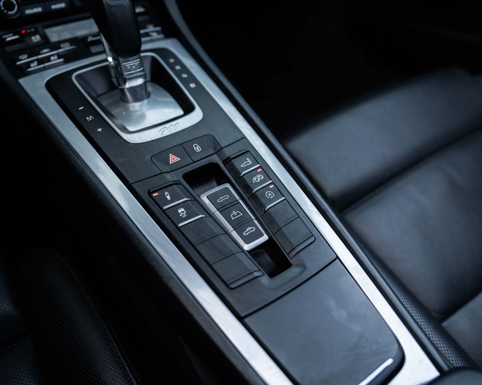 Grå Porsche 911 Carrera S fra 2016