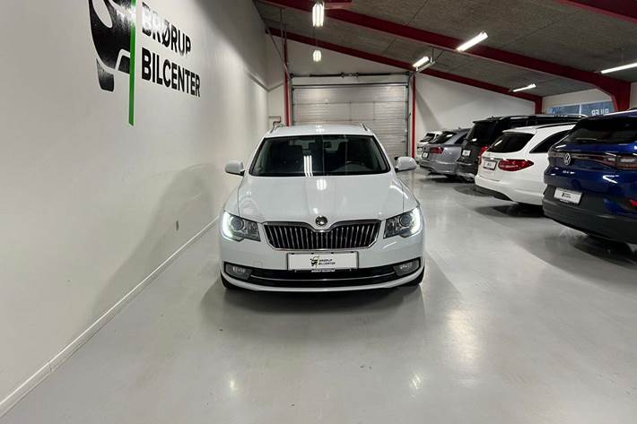 undefined Skoda Superb fra 2015