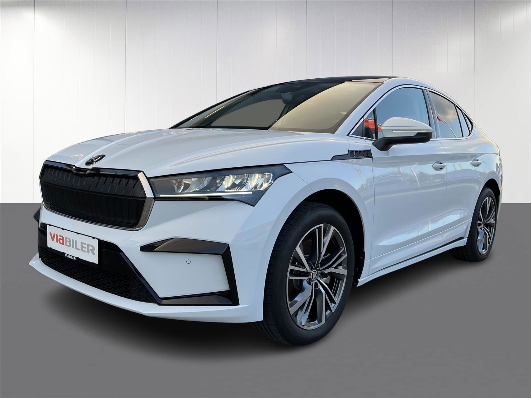 Hvid Skoda Enyaq iV fra 2024