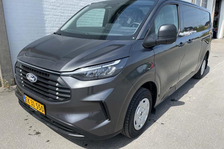 Sort Ford Transit Custom 320 L2 fra 2025