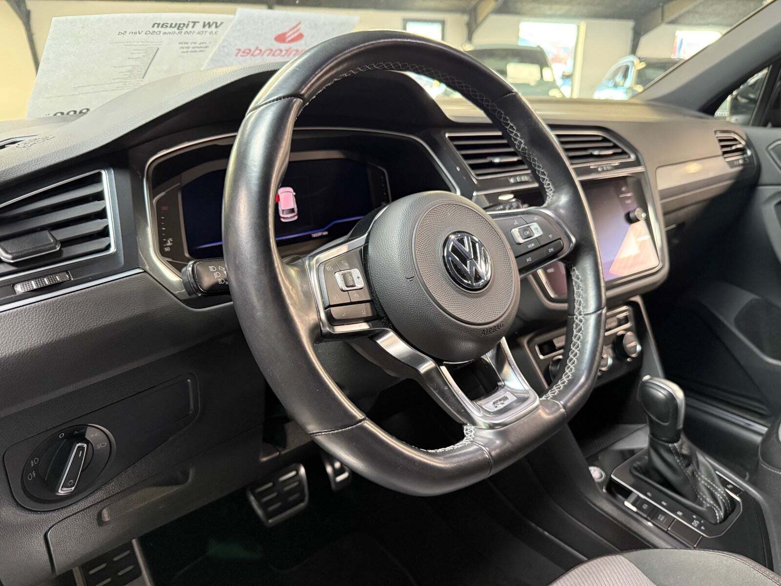 Sort VW Tiguan fra 2020