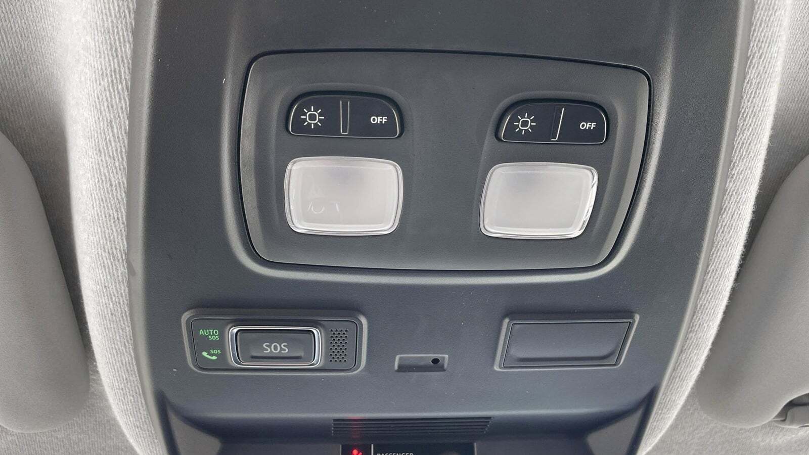 Hvid Renault Trafic fra 2025