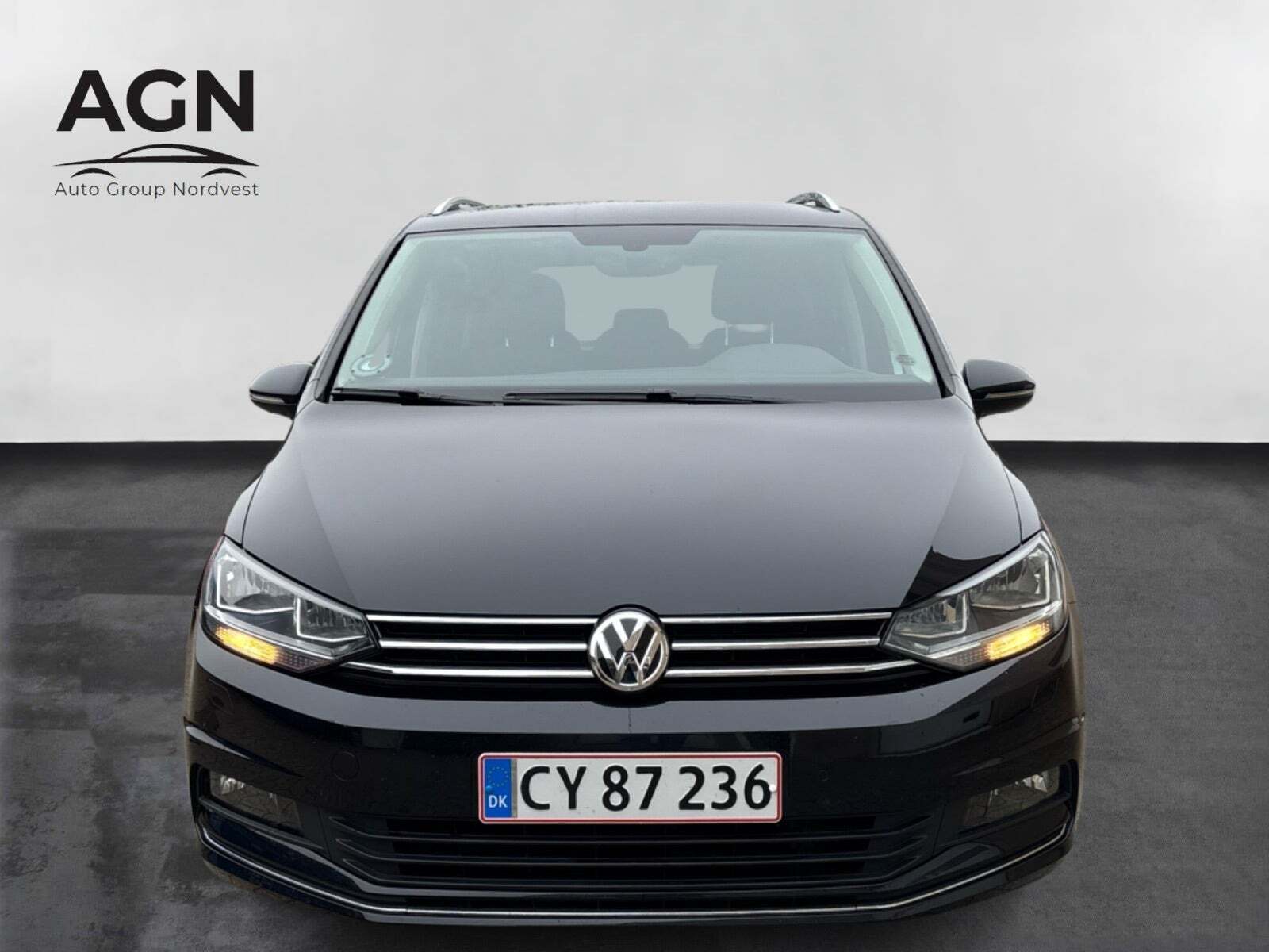 Sort VW Touran fra 2020