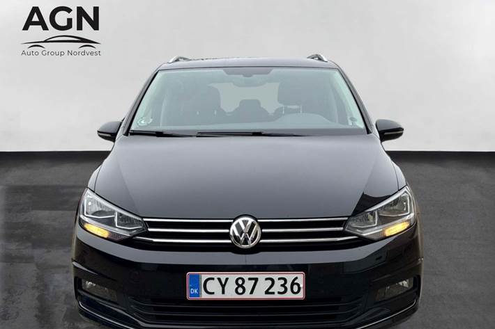 Sort VW Touran fra 2020