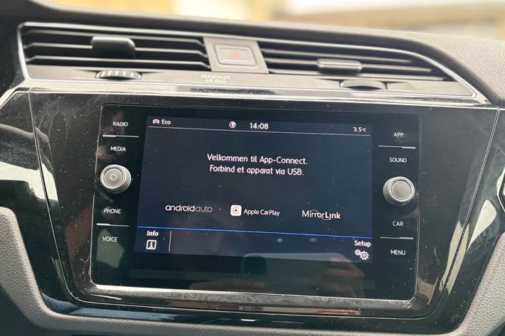 Sort VW Touran fra 2020