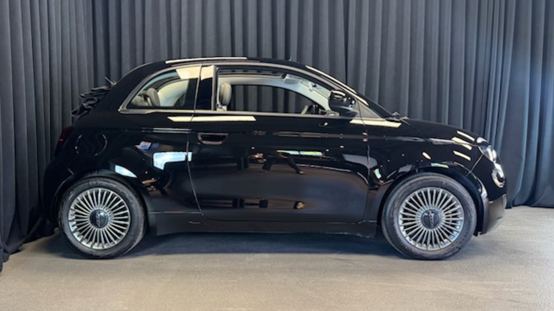 Sort Fiat 500e fra 2022