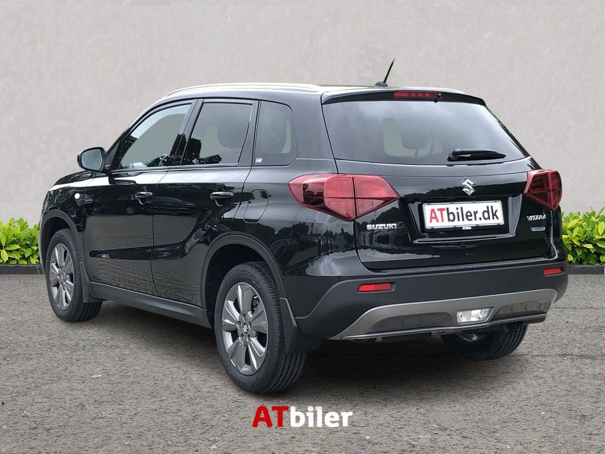 Sort Suzuki Vitara fra 2024