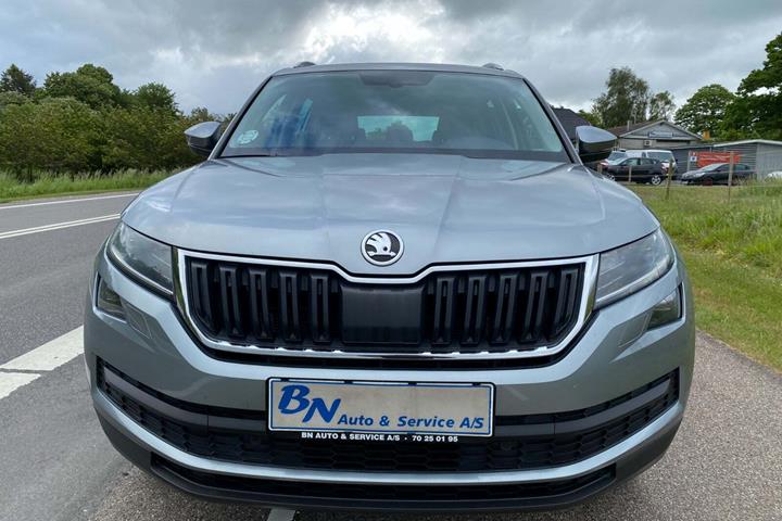 Grå Skoda Kodiaq fra 2019