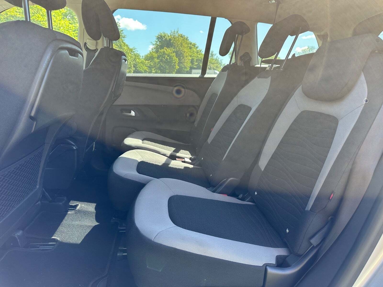 Sølv Citroën Grand C4 Picasso fra 2015