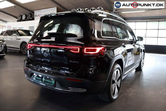Sort Mercedes EQB300 fra 2023