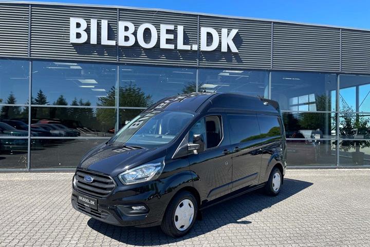Sort Ford Transit Custom 340 L2 fra 2023 set udefra
