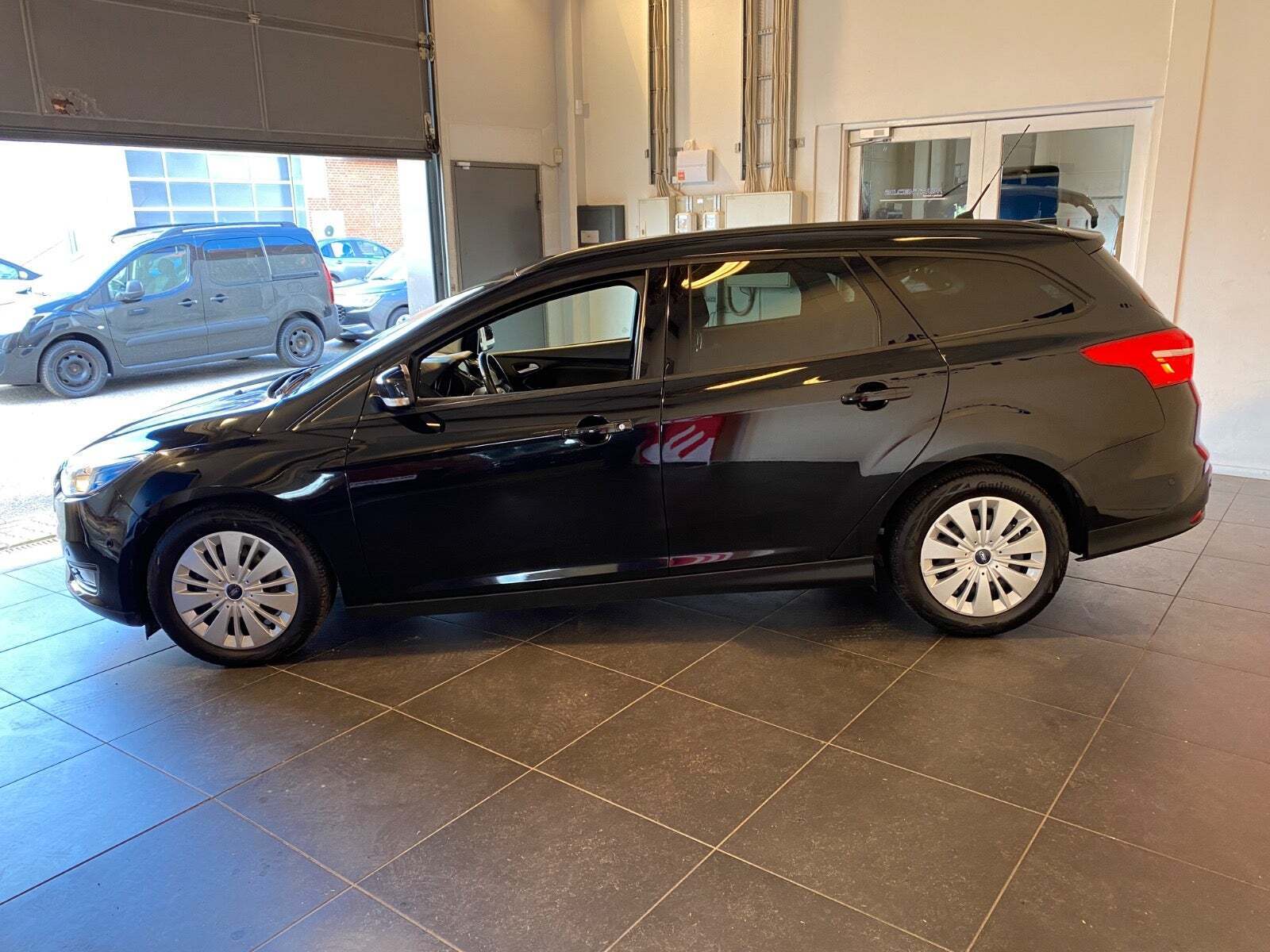 Ford Focus 1,0 SCTi 100 Titanium stc.