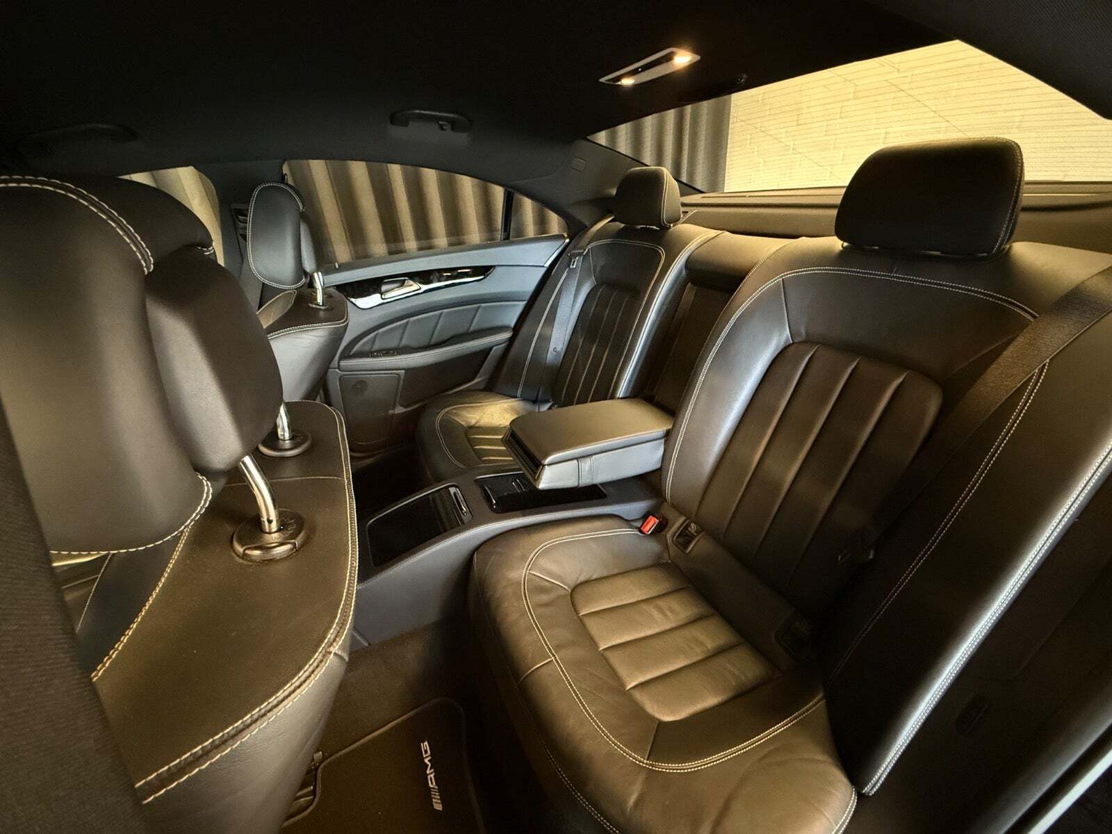 Sort Mercedes CLS350 fra 2011