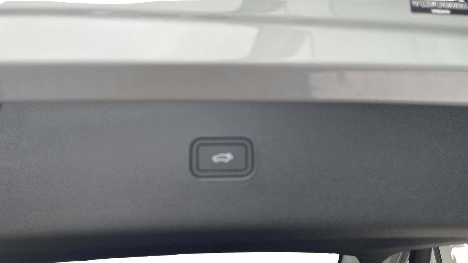 Grå Volvo EX30 fra 2024