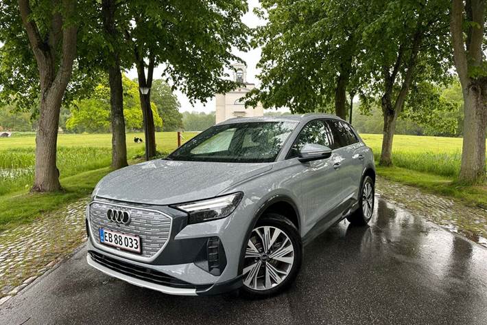 undefined Audi Q4 e-tron fra 2023 set udefra
