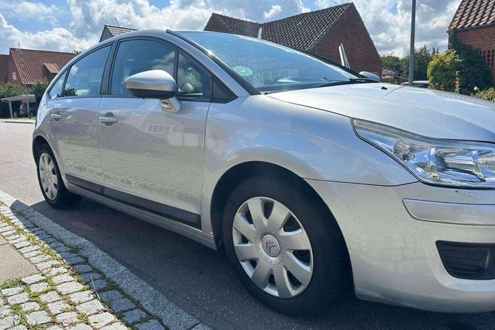 Grå Citroën C4 fra 2010
