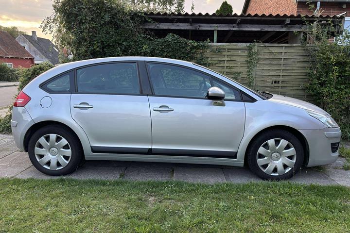 Grå Citroën C4 fra 2010
